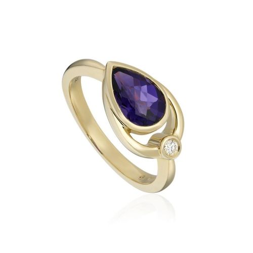 9ct Yellow Gold Amethyst & Diamond Ring
