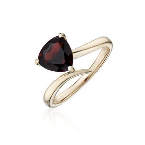 9xt Yellow Gold Trilliant Cut Garnet Ring